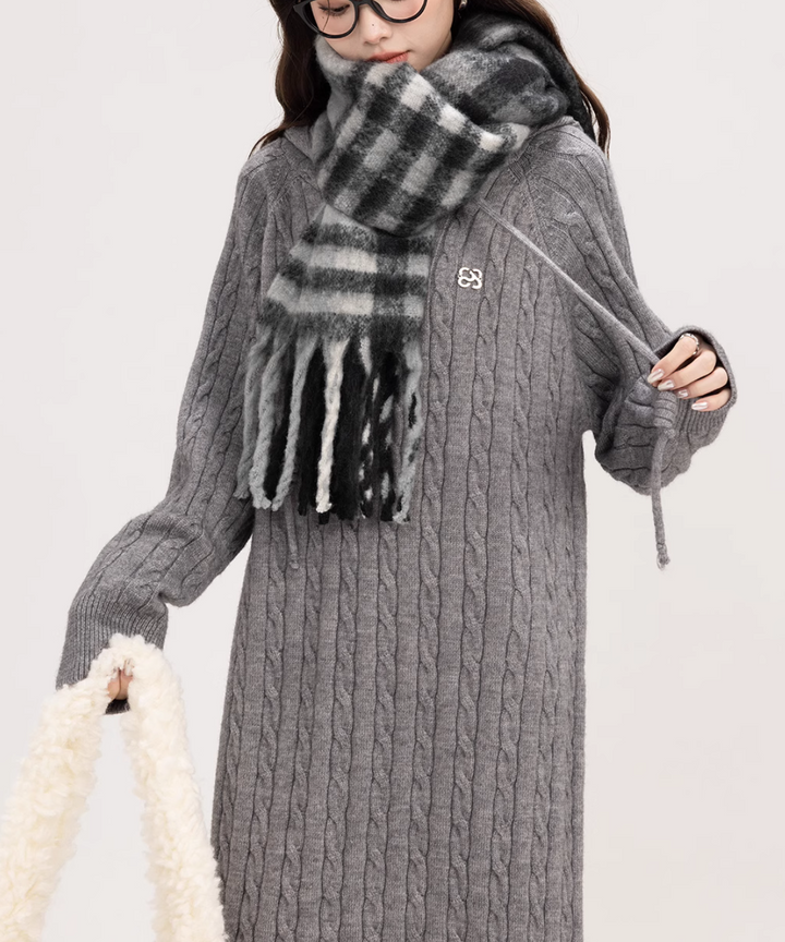 フード付きケーブルニットロングワンピース – jemiremi