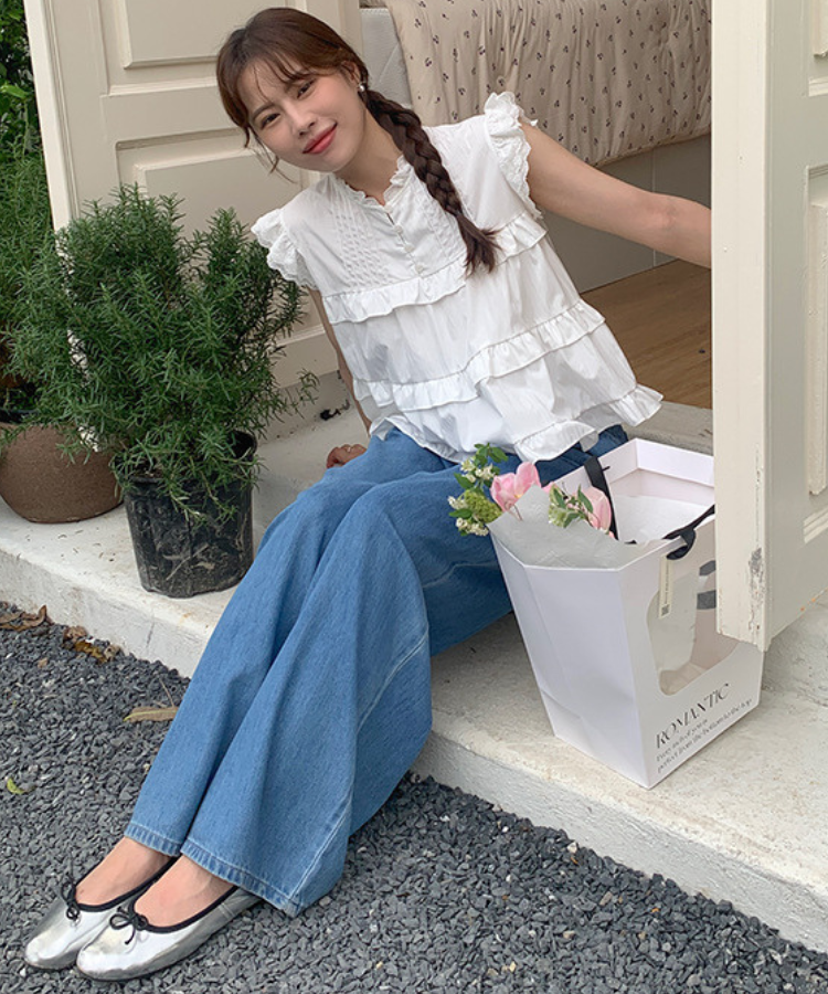 美品¥40,700♡Rene フリルスリーブブラウス(38 Ｌ) 美品¥40,700♡Rene フリルスリーブブラウス(38 L)