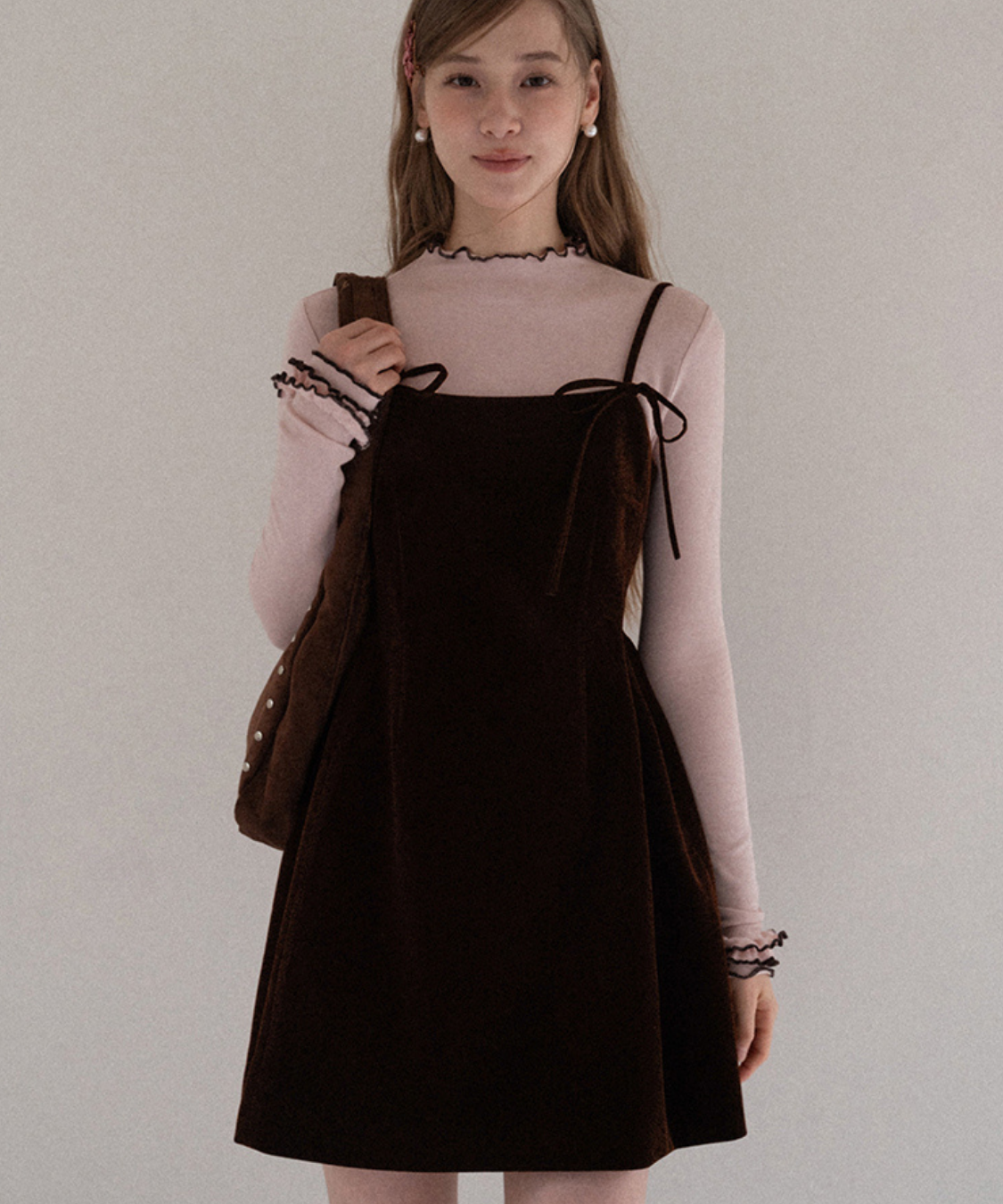 リボンストラップベロアキャミワンピース