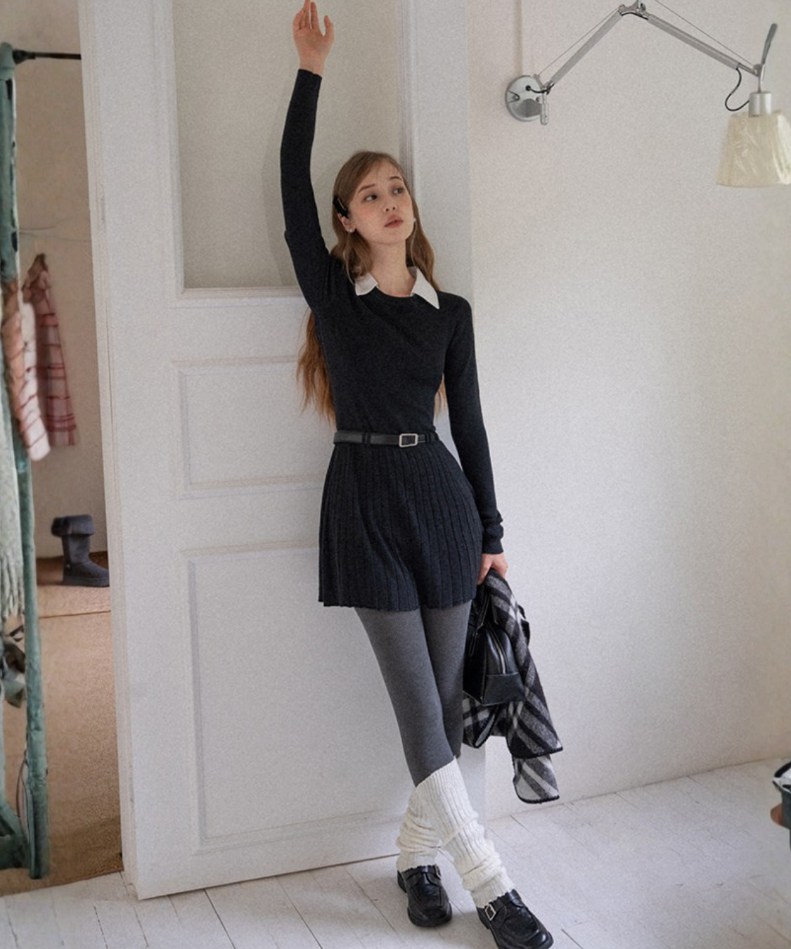 配色シャツ襟プリーツニットワンピース