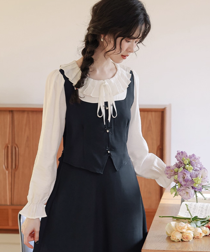 ハンドメイド作家 mifumi ブーケのワンピース(フリル襟付き) ハンドメイド作家 mifumi ブーケのワンピース(フリル襟付き