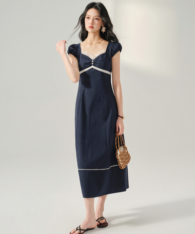 インナーレース風ハートネックフラワーボタンワンピース