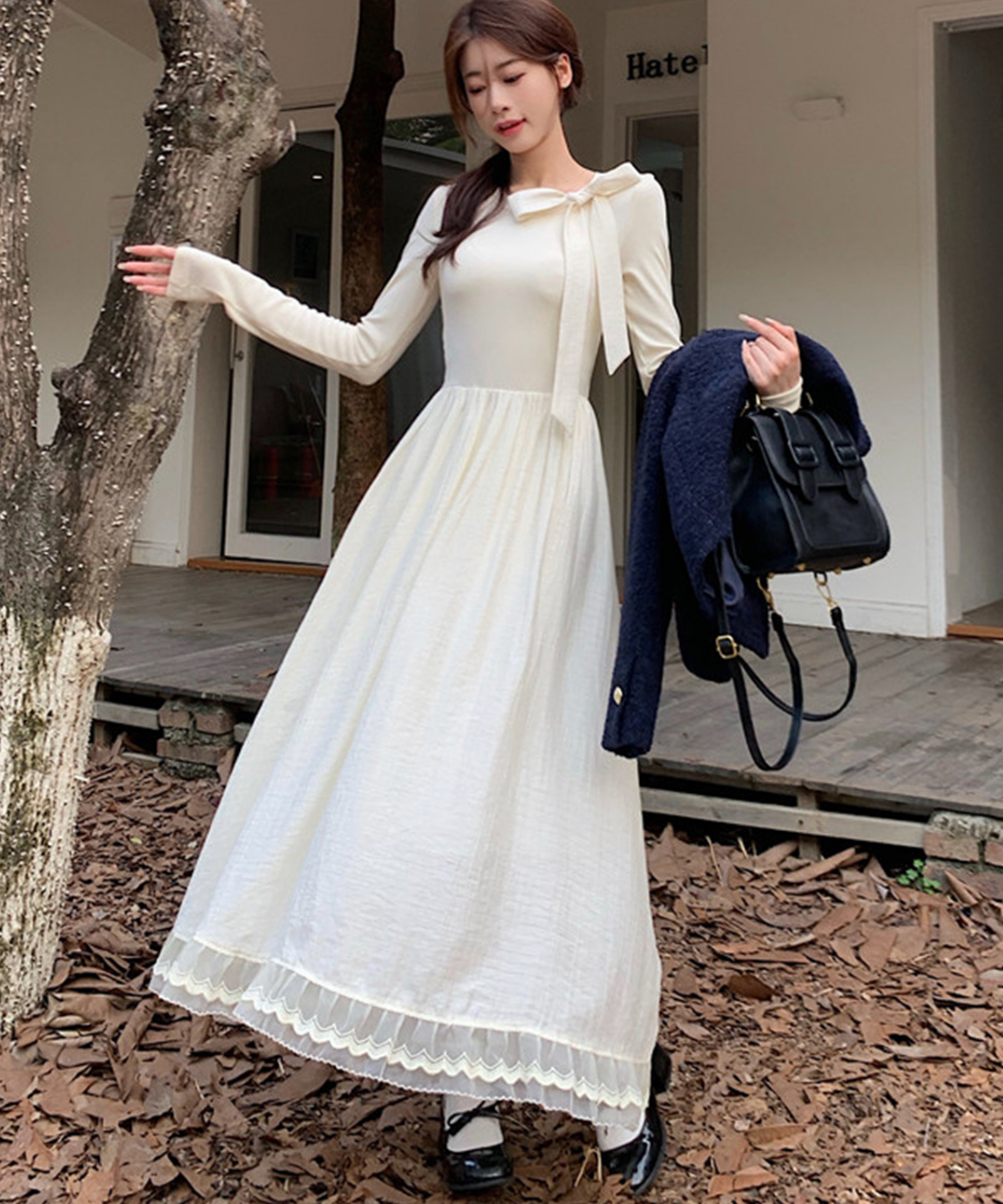 レース裾リボンフィットフレアワンピース