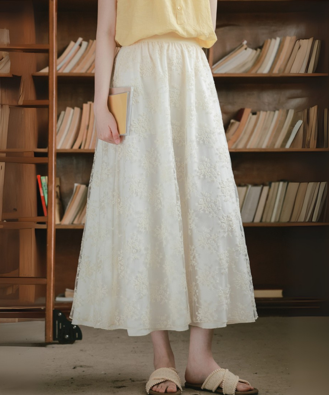 さえら ヒスクローネ 白ニットレーススカート 【公式通販】 さえら ヒスクローネ 白ニットレーススカート 【公式通販】