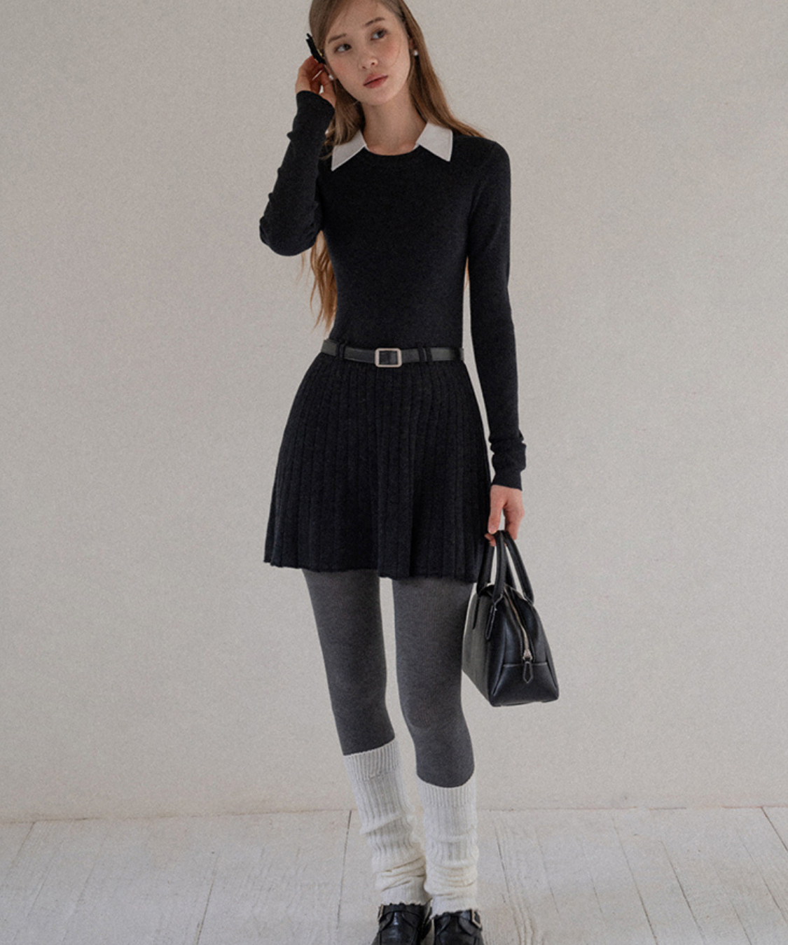 配色シャツ襟プリーツニットワンピース