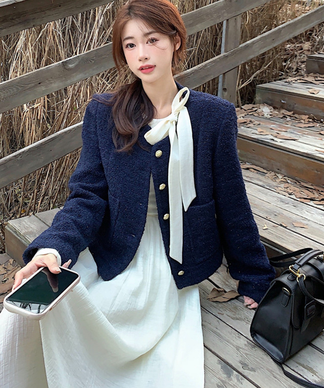 レース裾リボンフィットフレアワンピース