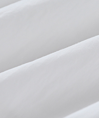 パフスリーブVネックギャザーワンピース