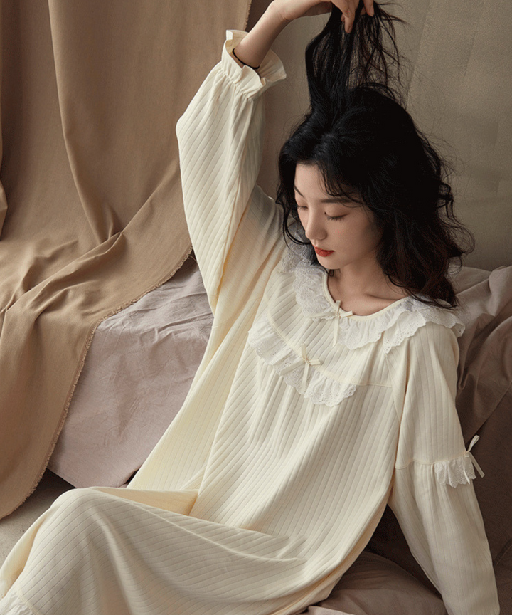 プリンセススタイルレースパジャマ・ルームウェア – jemiremi