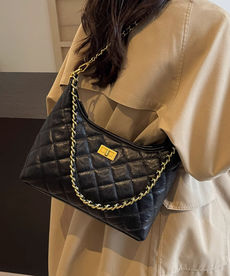 キルティングレザーチェーンバッグ – jemiremi(ジェミレミ) キルティングレザーチェーンバッグ – jemiremi(ジェミレミ)