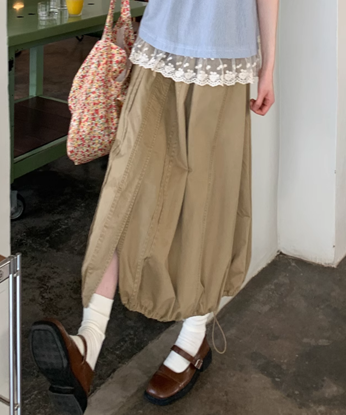 ドローストリングバルーンカーゴスカート