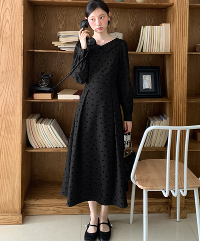 花柄フロッキードットフラットカラーワンピース