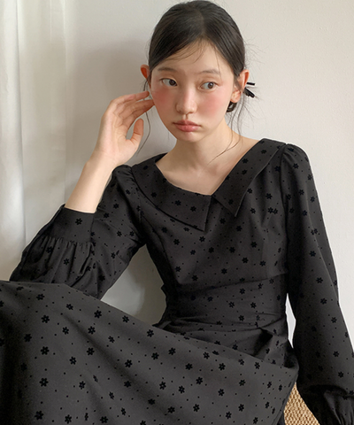 花柄フロッキードットフラットカラーワンピース