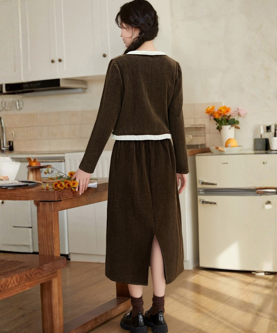 フリル襟コーデュロイジャケット＋ストレートスカート 2点セット