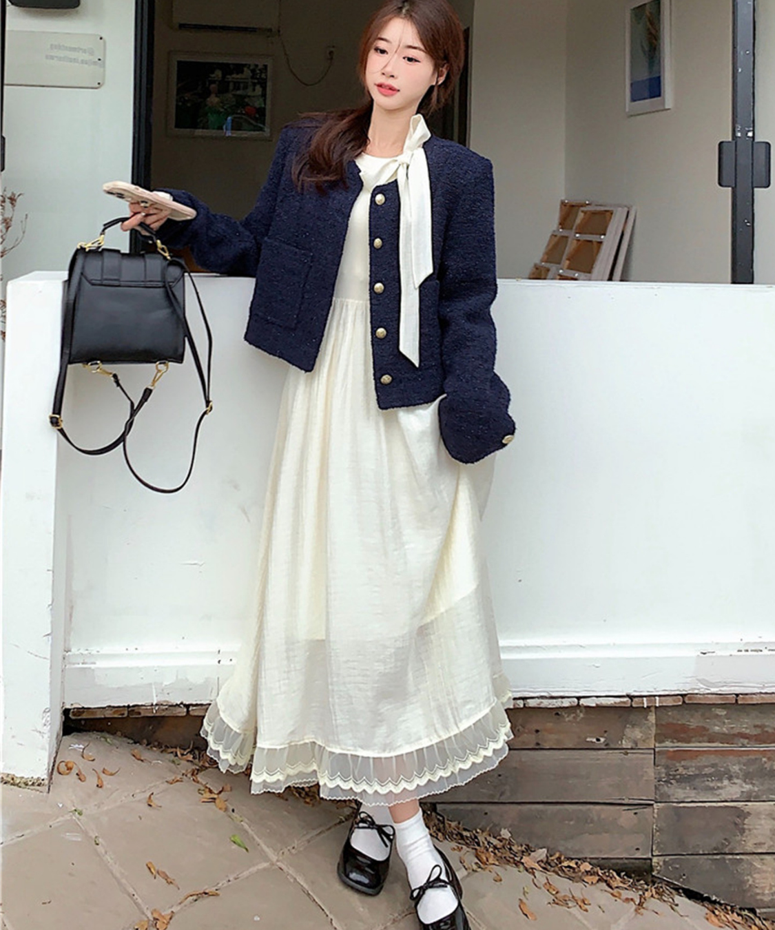 レース裾リボンフィットフレアワンピース