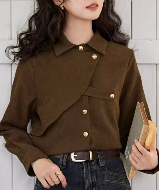 ブラウスとシャツの違い