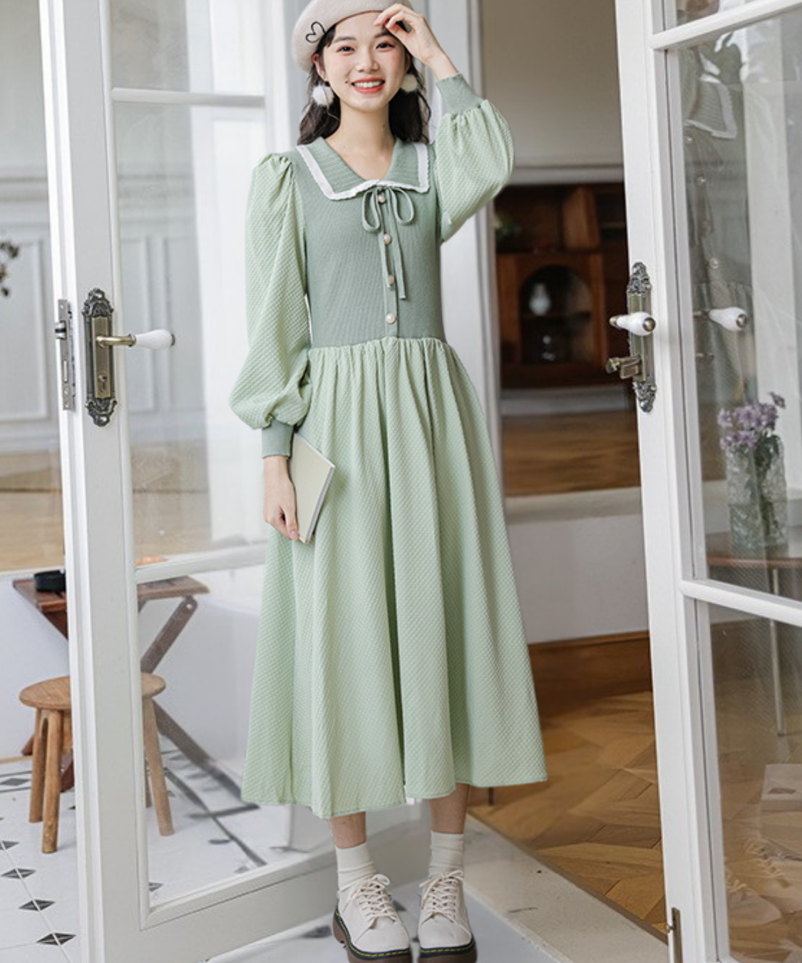 配色リブカラーバルーンスリーブフレアワンピース