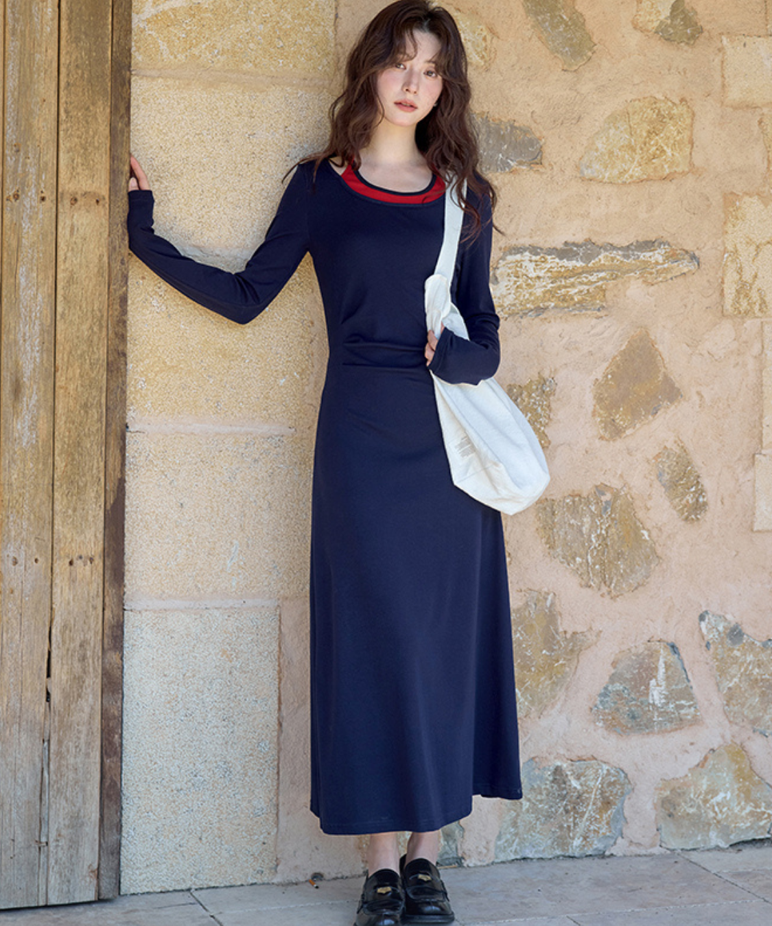 配色フェイクレイヤードネックリボン付きワンピース