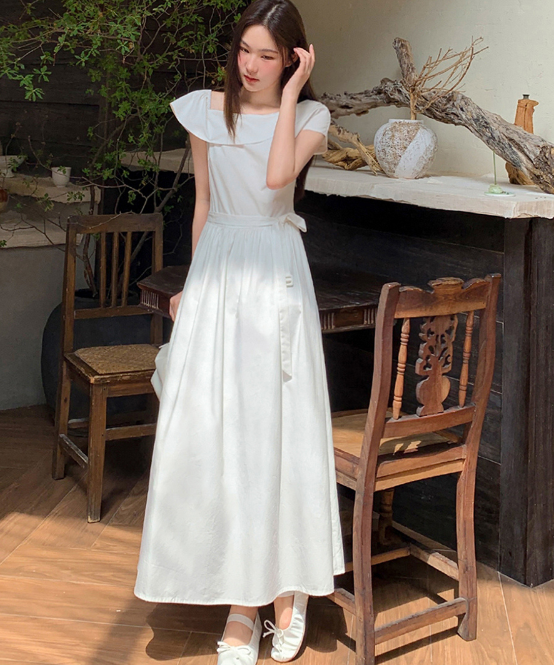 アシンメトリーフラットカラーベルト付きワンピース