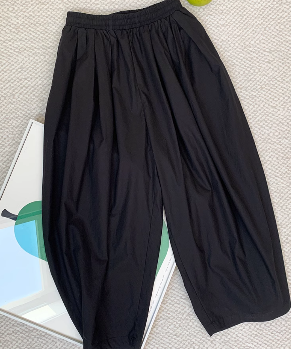 アンクル丈ワイドパンツ