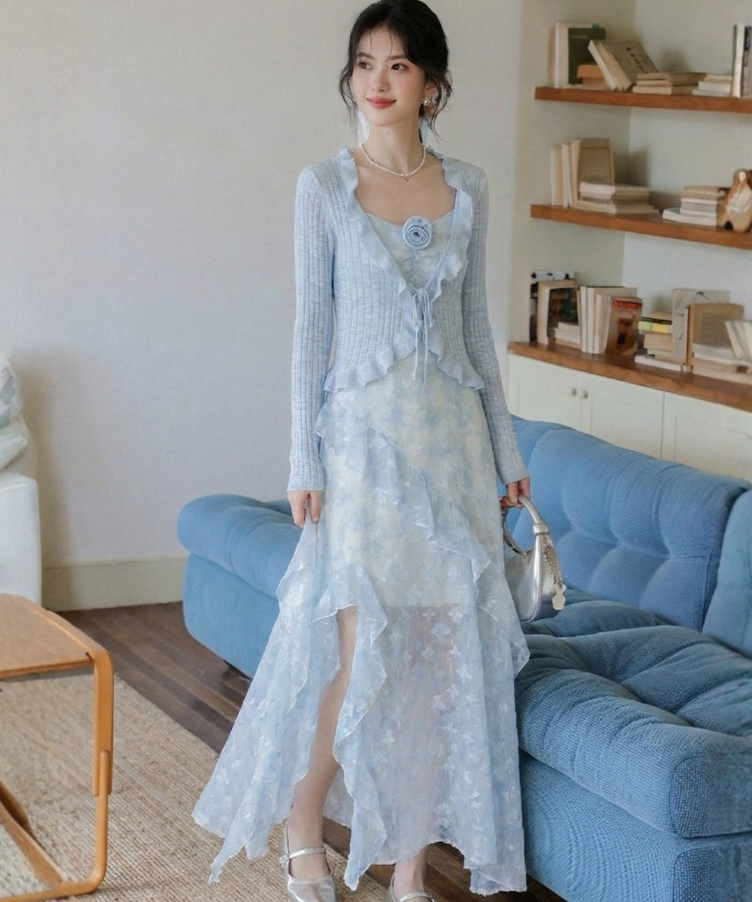 Vネックフリルカーディガン＋フラワー柄スリットフリルワンピース 2点