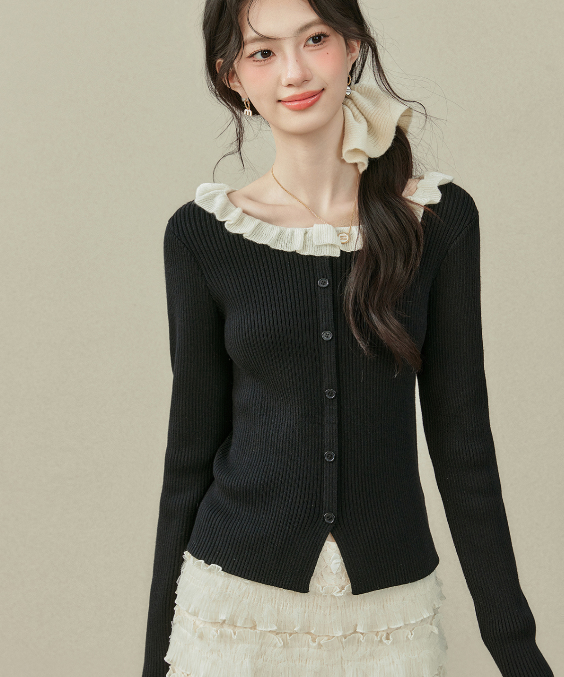 配色フリルカラーニットトップス