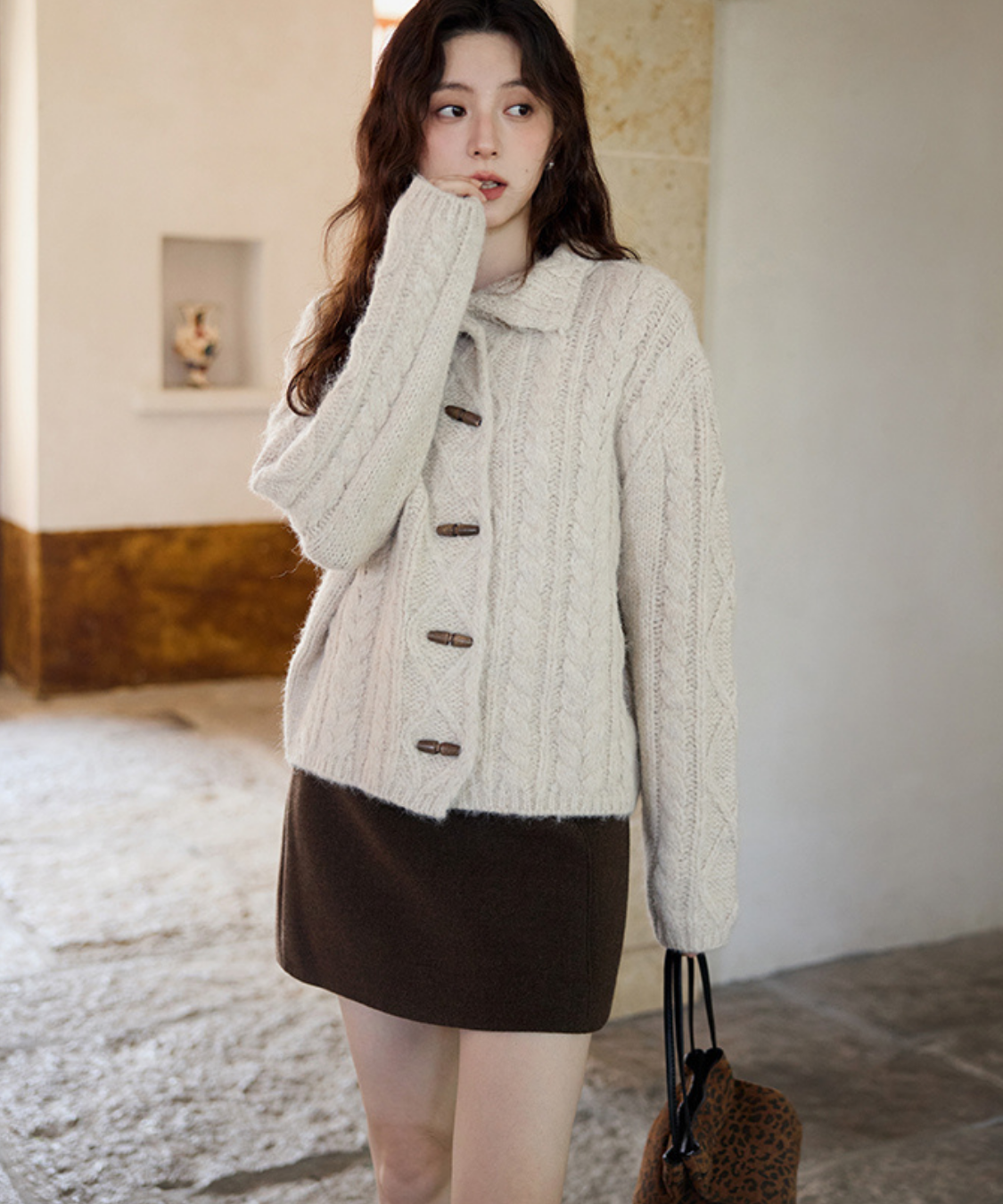 トグルボタンケーブルニットカーディガン