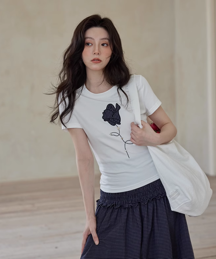 ワンポイントチェックフラワープリントTシャツ