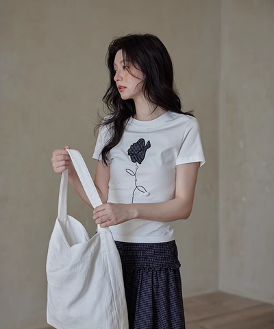 ワンポイントチェックフラワープリントTシャツ