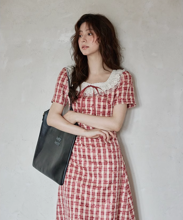 シェリエ sheller サイドタッククラシカルドレス 美品】シェリエ シェリエ sheller サイドタッククラシカルドレス 美品】シェリエ