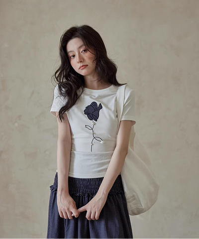 ワンポイントチェックフラワープリントTシャツ