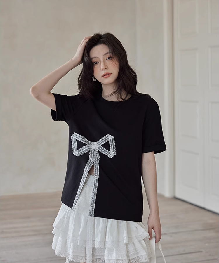 クルーネック半袖レースリボンサイドスリットTシャツ