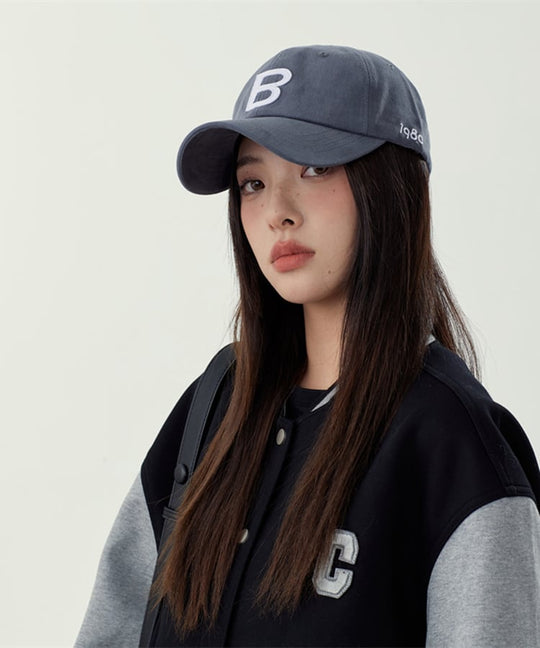 1st place: Logo point casual baseball cap