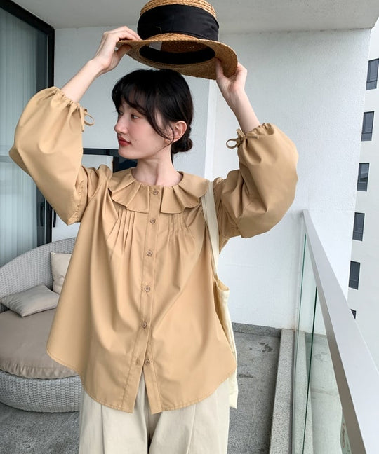 【春編】「ギャザーブラウス×タックパンツ」できれいめに【20代】