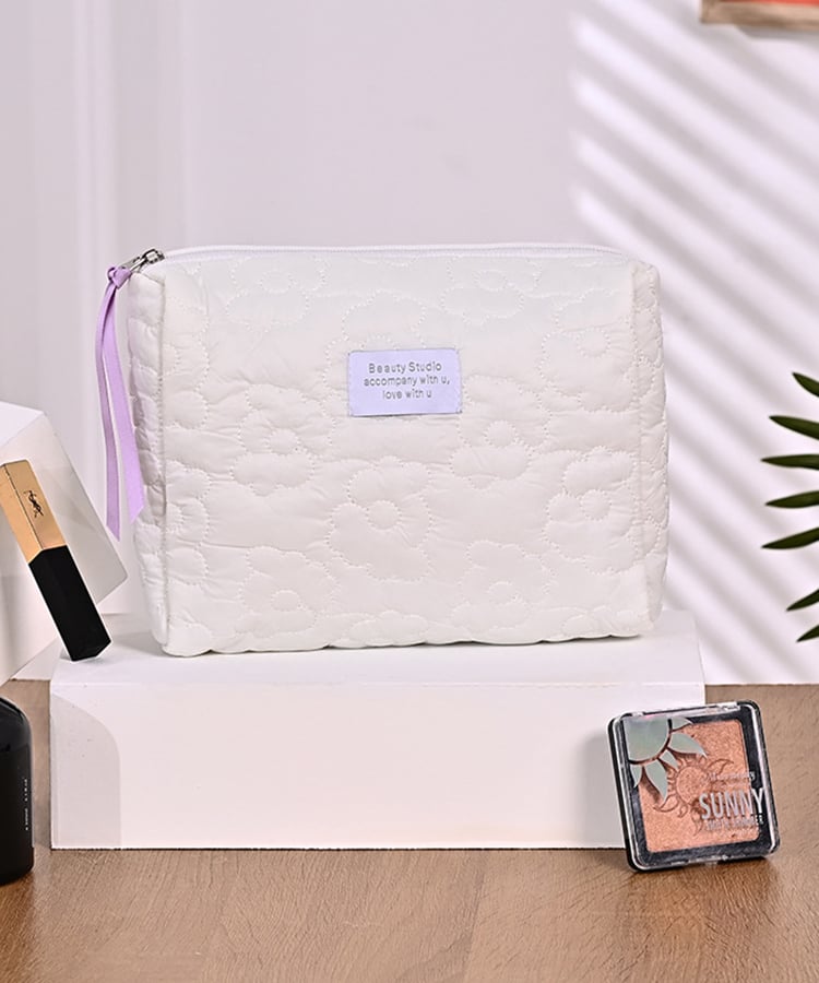 レトロフラワーキルティングコスメポーチ – jemiremi（ジェミレミ）